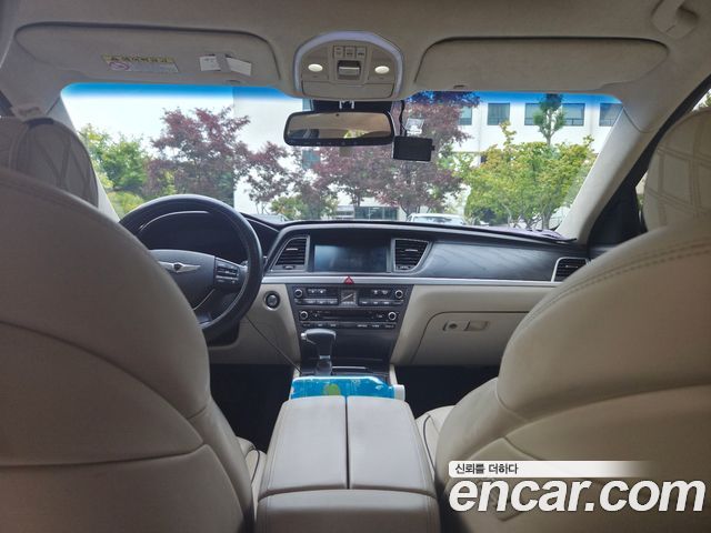 Hyundai Genesis из Кореи Encar