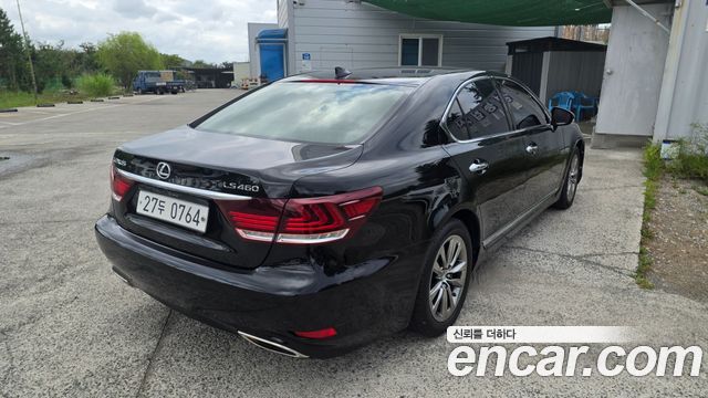 Lexus LS из Кореи Encar