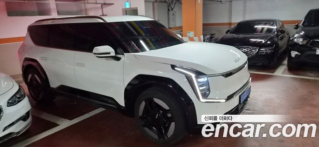 Kia EV9 из Кореи Encar