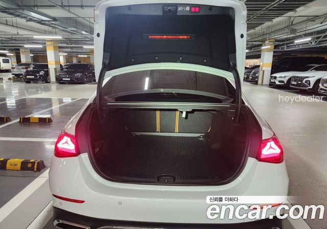 Mercedes-Benz E-Class E300 4MATIC AMG Line — пробег 18 039 км — фото 5 из 5