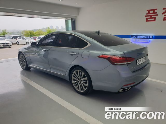 Hyundai Genesis G330 Premium AWD — пробег 162 000 км