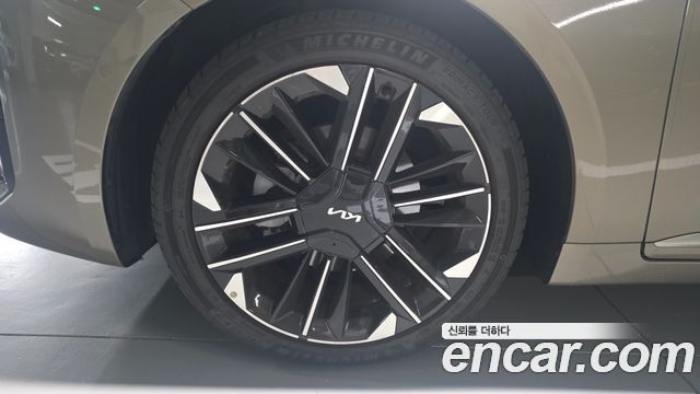 Kia K8 Signature — пробег 13 600 км