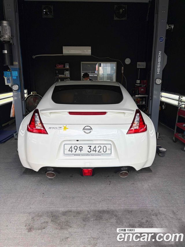 Nissan 370Z 3.7 Coupe Z34 — пробег 61 000 км