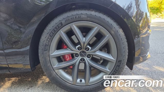Land Rover Range Rover Sport P360 HSE Dynamic — пробег 5 385 км