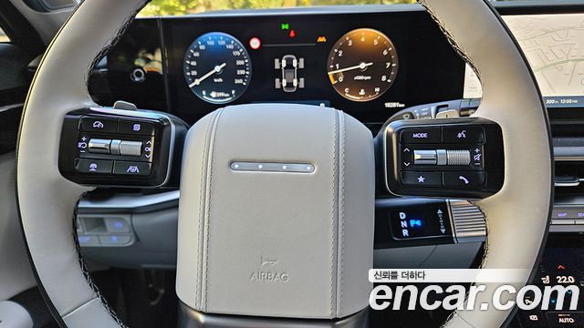 Hyundai Grandeur 3,5 Gasoline 4WD Calligraphy — пробег 33 715 км