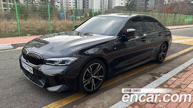BMW 3-Series 320i M Sport — пробег 35 925 км