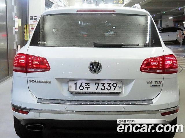 Volkswagen Touareg V6 3.0 TDI Bluemotion Premium 7P5 — пробег 156 343 км