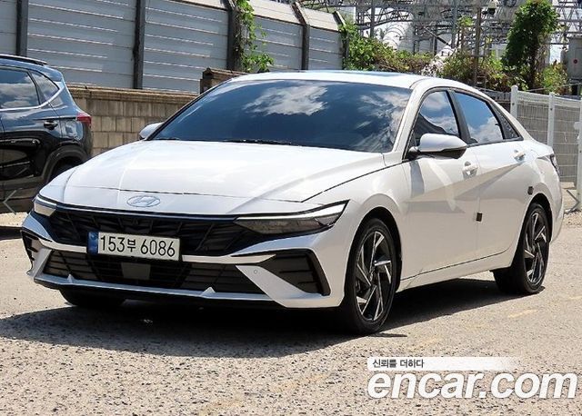 Hyundai AVANTE 1.6 Modern — пробег 26 640 км