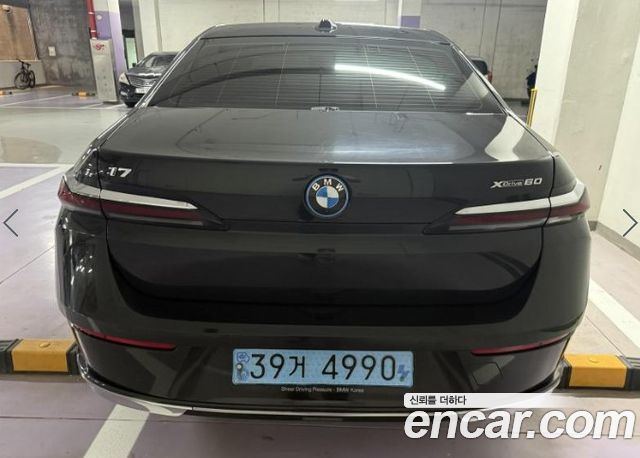 BMW i7 xDrive 60 Design Pure Excellence — пробег 87 200 км