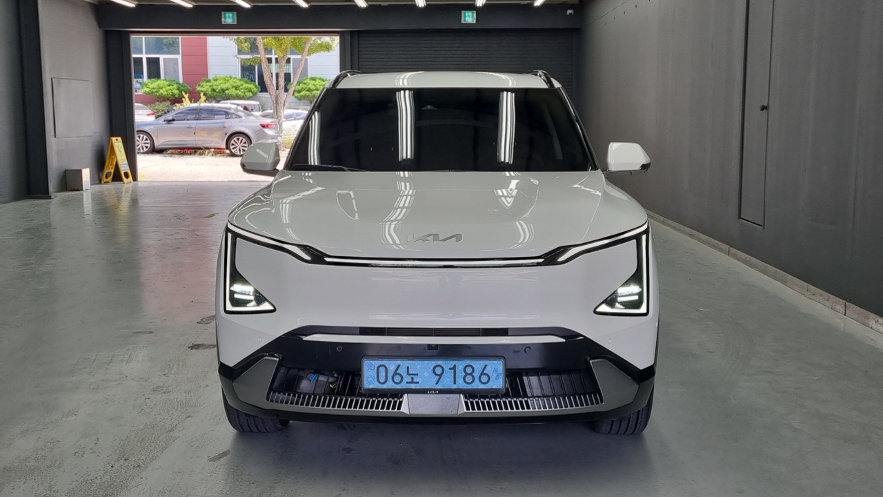Kia EV5 Long Range 2WD Earth — пробег 22 233 км