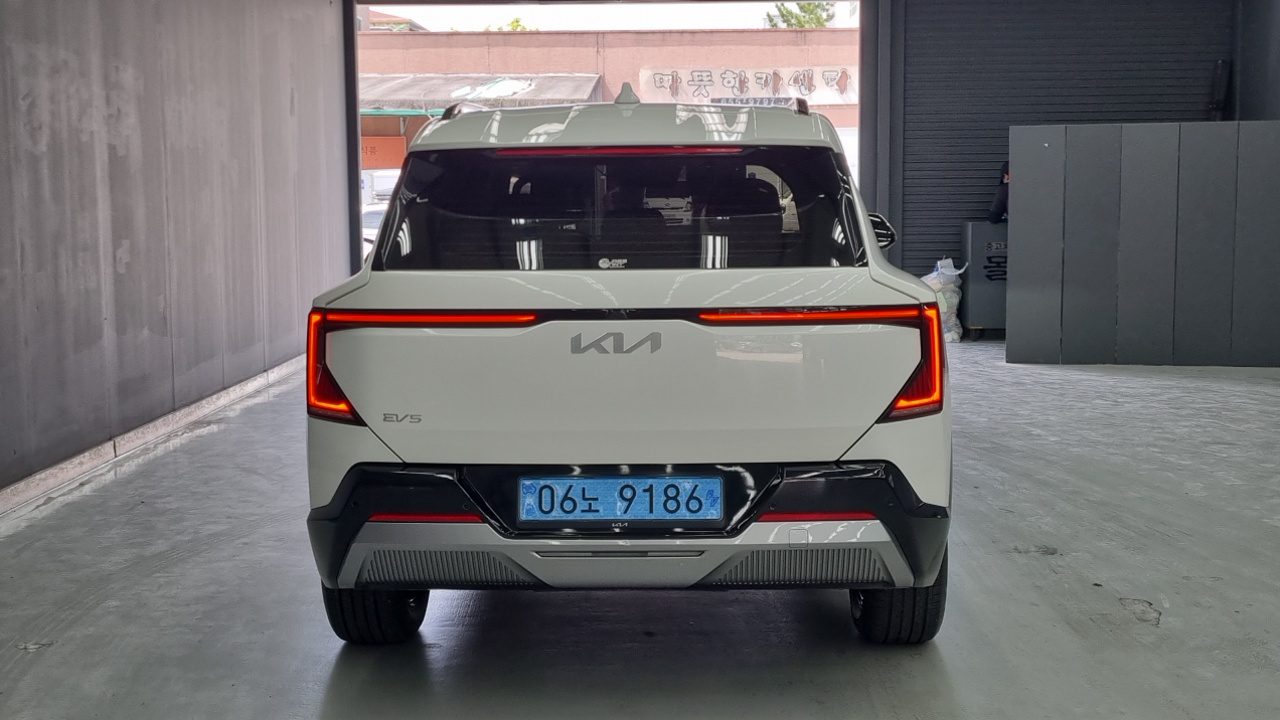 Kia EV5 Long Range 2WD Earth — пробег 22 233 км