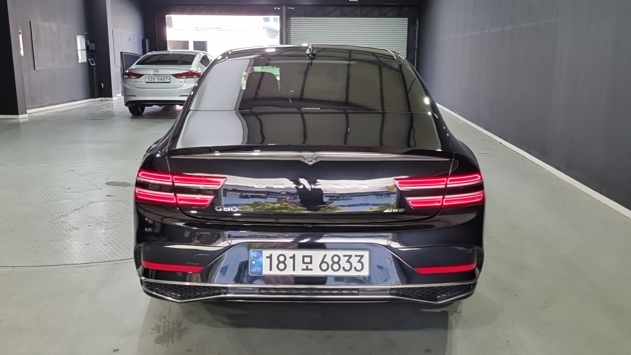 Genesis G80 Gasoline 2.5 Turbo AWD — пробег 21 769 км