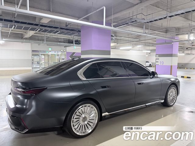BMW 7-Series 740i sDrive M Sport — пробег 40 000 км