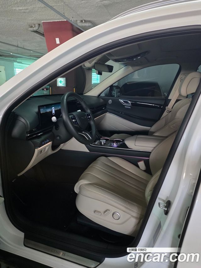 Genesis GV80 3.5T Gasoline AWD — пробег 16 000 км