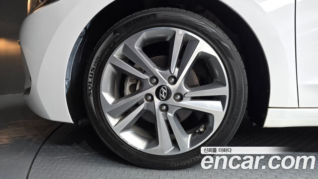 Hyundai AVANTE из Кореи Encar