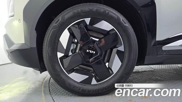 Kia EV5 из Кореи Encar