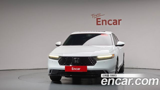 Honda Accord 2.0 Hybrid Touring — пробег 6 566 км — фото 3 из 5