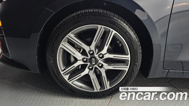 Kia K3 из Кореи Encar