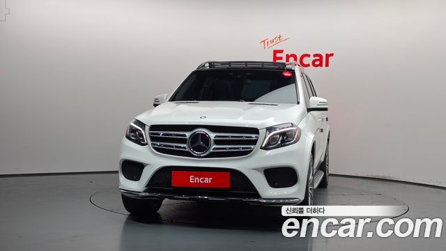 Mercedes-Benz GLS-Class GLS500 4MATIC — пробег 52 903 км