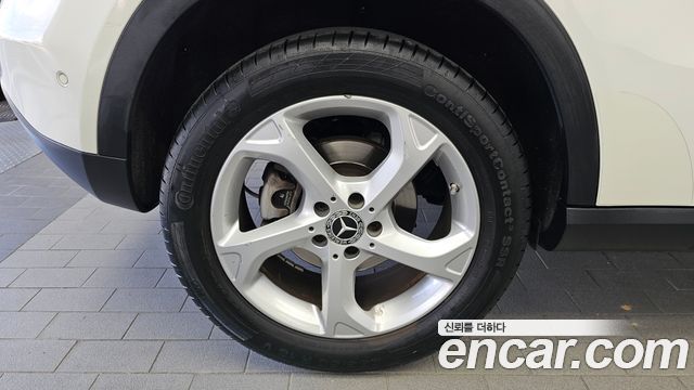 Mercedes-Benz GLA-Class GLA220 — пробег 81 460 км