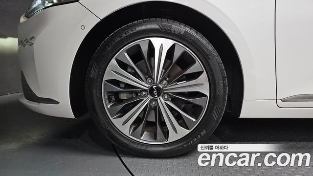 Kia K8 из Кореи Encar