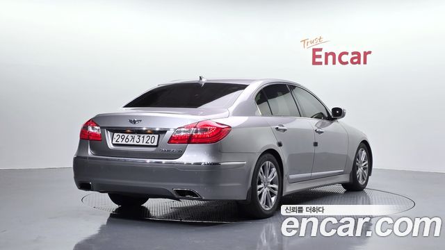 Hyundai Genesis из Кореи Encar