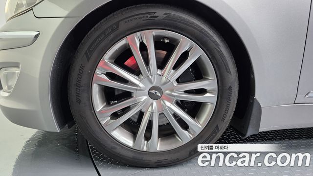 Hyundai Genesis из Кореи Encar