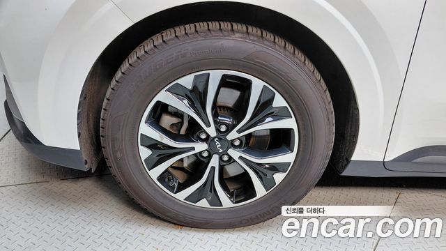 Kia Carnival Diesel 9-Seater Prestige — пробег 93 594 км — фото 5 из 5