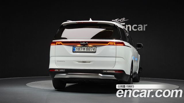 Kia Carnival из Кореи Encar