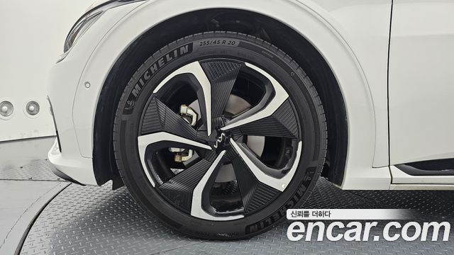 Kia EV6 из Кореи Encar