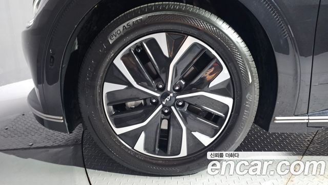 Kia EV6 из Кореи Encar