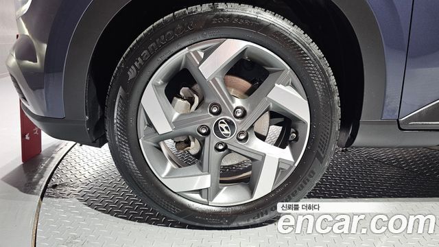 Hyundai Venue из Кореи Encar