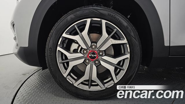 Kia Seltos из Кореи Encar