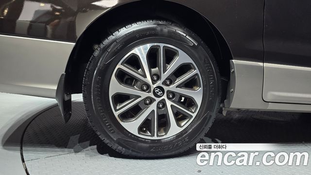 Hyundai Starex из Кореи Encar