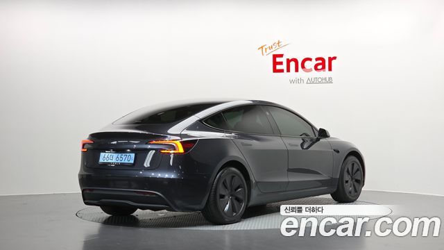 Tesla Model 3 RWD — пробег 11 145 км — фото 2 из 5