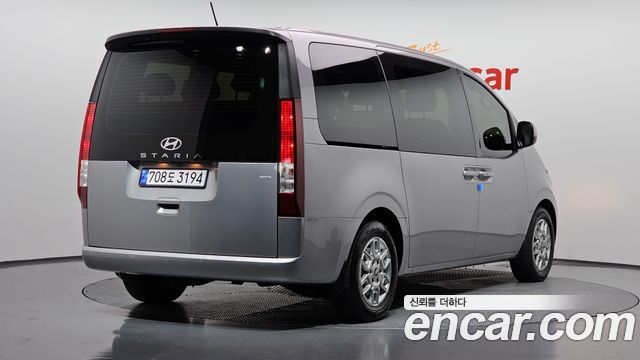 Hyundai Staria из Кореи Encar