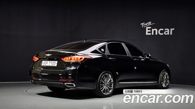 Hyundai Genesis из Кореи Encar