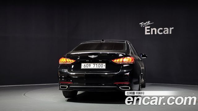 Hyundai Genesis из Кореи Encar