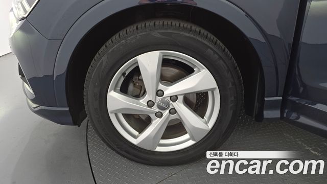 Audi Q3 из Кореи Encar