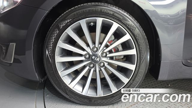 Kia K7 из Кореи Encar