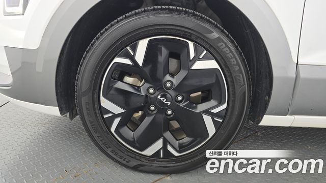 Kia Niro Earth — пробег 218 995 км — фото 5 из 5