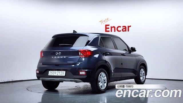 Hyundai Venue из Кореи Encar