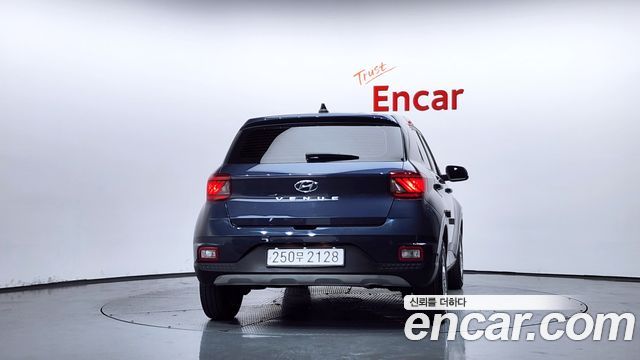 Hyundai Venue из Кореи Encar