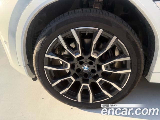 BMW X6 xDrive40i M Sport — пробег 15 415 км — фото 5 из 5