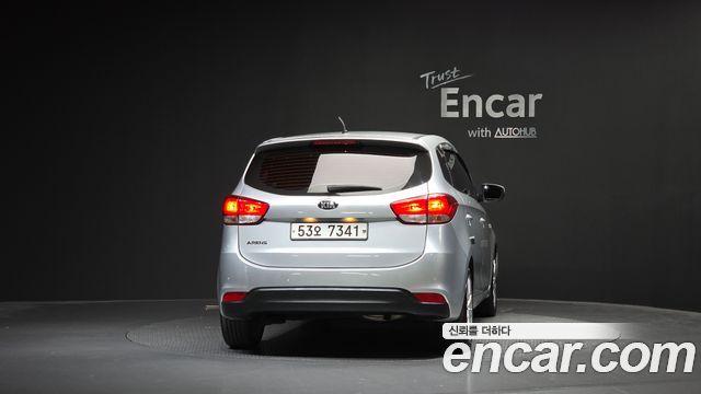 Kia Carens из Кореи Encar