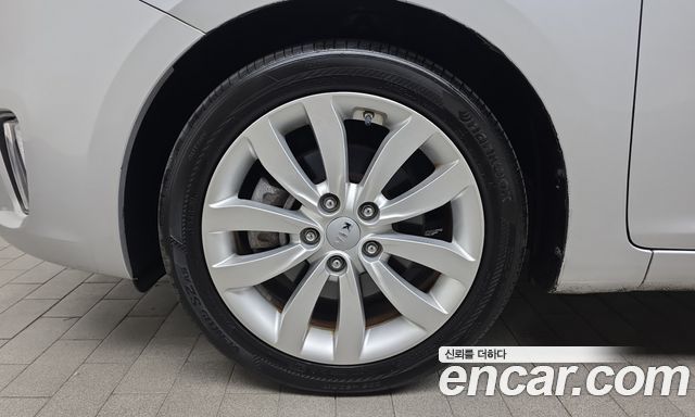 Kia Carens из Кореи Encar