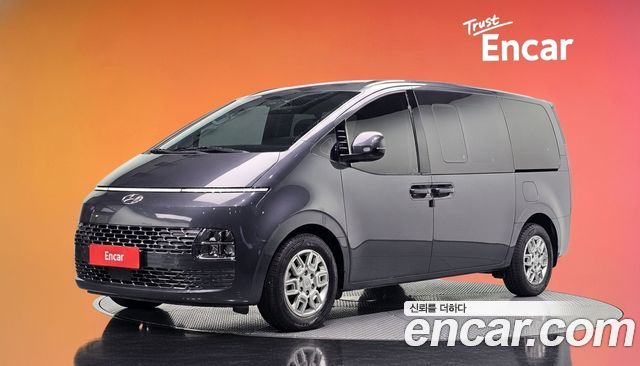 Hyundai Staria Cargo 5-Seater Modern — пробег 173 950 км — фото 1 из 5