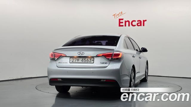 Hyundai Sonata 2.0 HEV Premium — пробег 157 347 км — фото 4 из 5