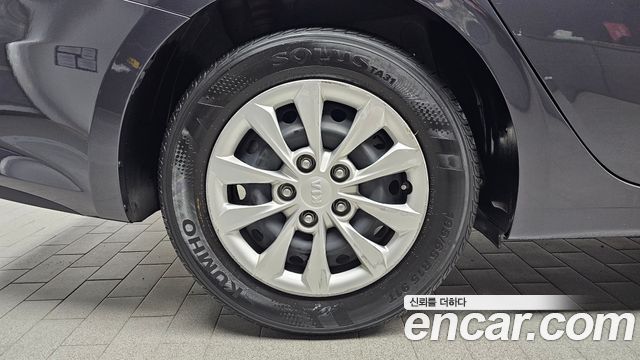Kia K3 из Кореи Encar