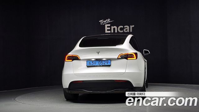 Tesla Model Y RWD — пробег 38 836 км — фото 4 из 5